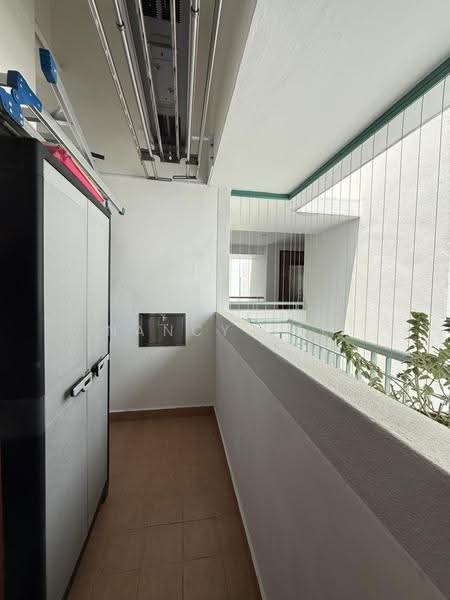 Merawoods, , 2 Bedrooms, 1,076 sqft, Condominium For Sale, by Nancy See, 500245949 - Balcony - PropertyGuru.com.sg