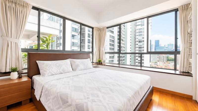 Waterford Residence, 21 Kim Yam Road, 2 Bedrooms, 1,055 sqft, Condominium For Sale, by Drexler Tan, 500245958 - Master Bedroom - PropertyGuru.com.sg