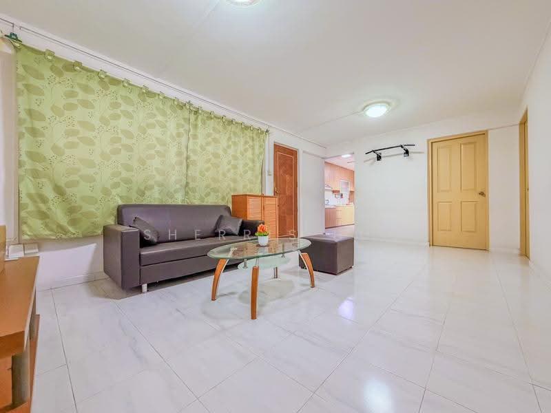 775 Yishun Ring Road, 775 Yishun Ring Road, Sembawang / Yishun, 3 Bedrooms, 893 sqft, HDB Flat For Sale, by Sherris Hui, 500245966 - Living Room - PropertyGuru.com.sg