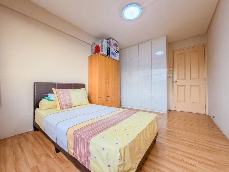 775 Yishun Ring Road, 775 Yishun Ring Road, Sembawang / Yishun, 3 Bedrooms, 893 sqft, HDB Flat For Sale, by Sherris Hui, 500245966 - Bedroom - PropertyGuru.com.sg