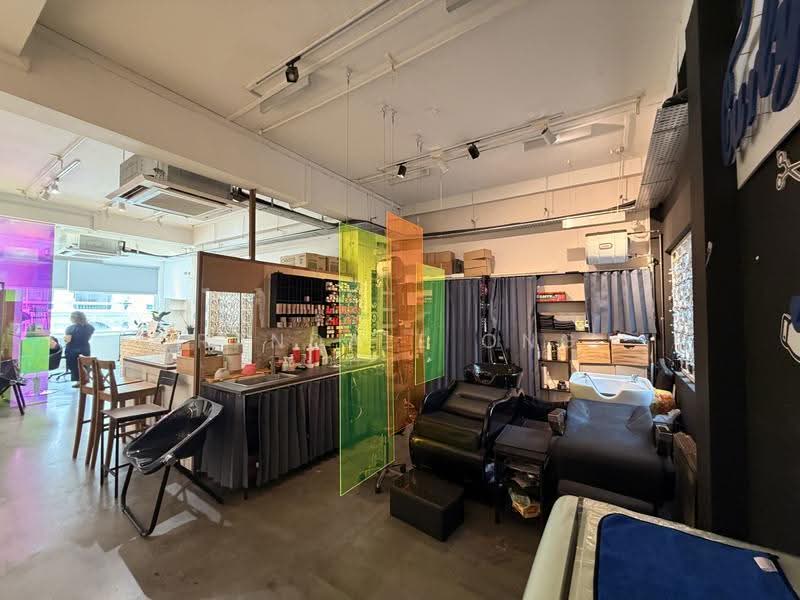 Seah street, Seah Street, Beach Road / Bugis / Rochor, 250 sqft, Shop / Shophouse For Rent, by Randale Ong, 500246020 - Existing tenant space - CommercialGuru.com.sg