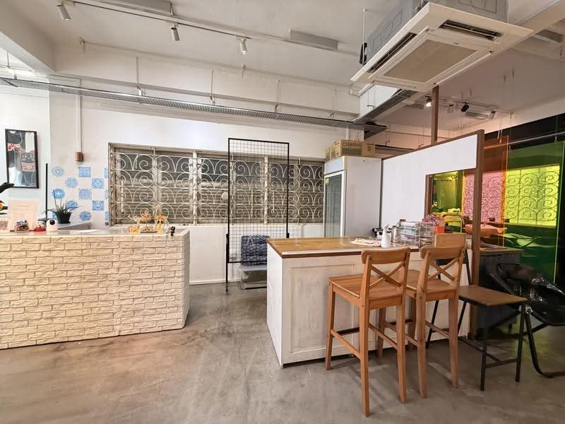Seah street, Seah Street, Beach Road / Bugis / Rochor, 250 sqft, Shop / Shophouse For Rent, by Randale Ong, 500246020 - Existing tenant space - CommercialGuru.com.sg