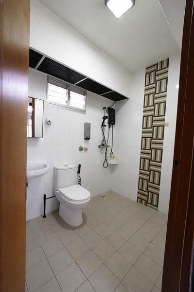 871C Tampines Street 86, 871C Tampines Street 86, Pasir Ris / Tampines, 3 Bedrooms, 1,012 sqft, HDB Flat For Sale, by Sid Aiksan, 500246036 - Bathroom - PropertyGuru.com.sg