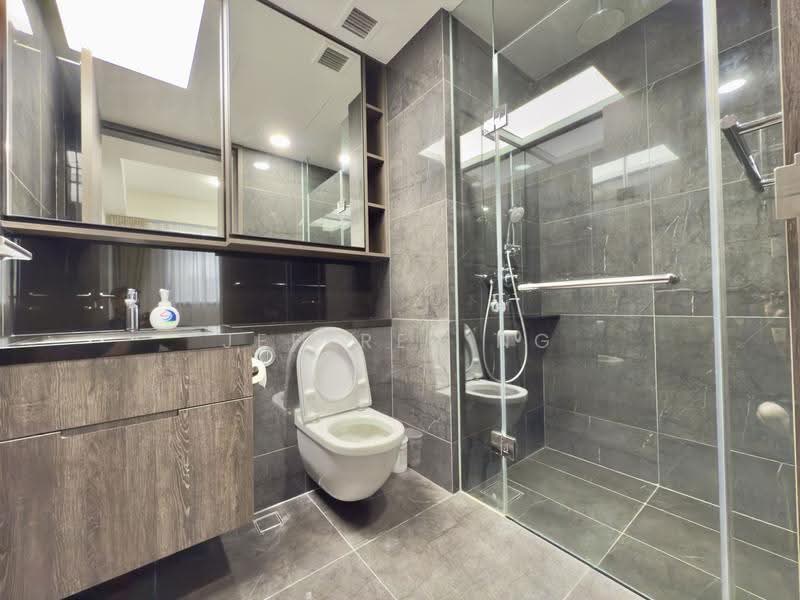 The M, 30 Middle Road, 1 Bedroom, 484 sqft, Condominium For Sale, by Jeffrey Ng, 500246040 - Bathroom - PropertyGuru.com.sg