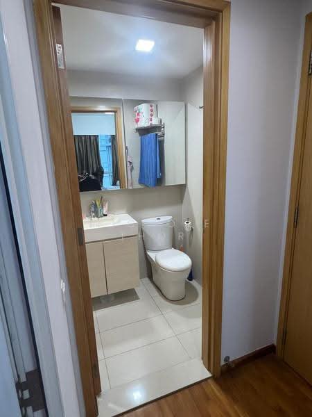 The Tampines Trilliant, 15 Tampines Central 7, Pasir Ris / Tampines, 4 Bedrooms, 1,302 sqft, Executive Condominium For Sale, by Nichole Thor, 500246046 - Master Bedroom Bathroom - PropertyGuru.com.sg