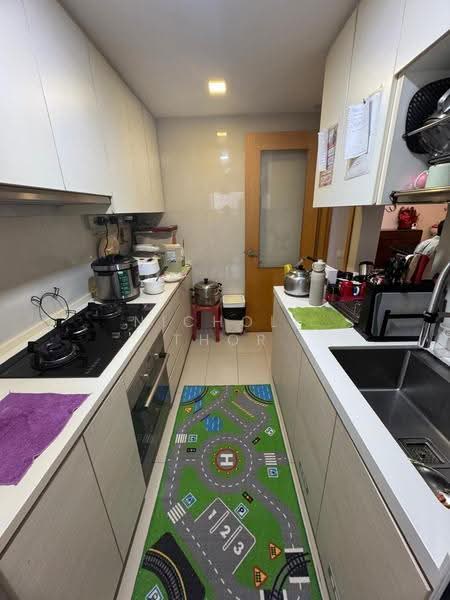 The Tampines Trilliant, 15 Tampines Central 7, Pasir Ris / Tampines, 4 Bedrooms, 1,302 sqft, Executive Condominium For Sale, by Nichole Thor, 500246046 - Kitchen - PropertyGuru.com.sg