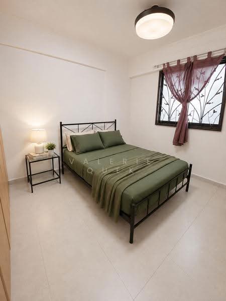119 Hougang Avenue 1, 119 Hougang Avenue 1, Hougang / Punggol / Sengkang, 2 Bedrooms, 67 sqft, HDB Flat For Sale, by Valerie Quek, 500246058 - Bedroom - PropertyGuru.com.sg