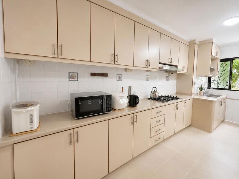119 Hougang Avenue 1, 119 Hougang Avenue 1, Hougang / Punggol / Sengkang, 2 Bedrooms, 67 sqft, HDB Flat For Sale, by Valerie Quek, 500246058 - Kitchen - PropertyGuru.com.sg