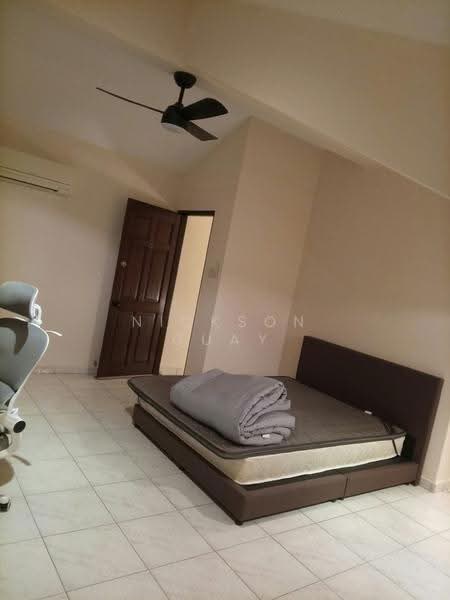 Big Common Room available for rent in 51 Lor M Telok Kurau, 090, East Coast / Marine Parade, Room Rental, 165 sqft, Semi-Detached House For Rent, by Nickson Guay, 500246059 - Bedroom - PropertyGuru.com.sg