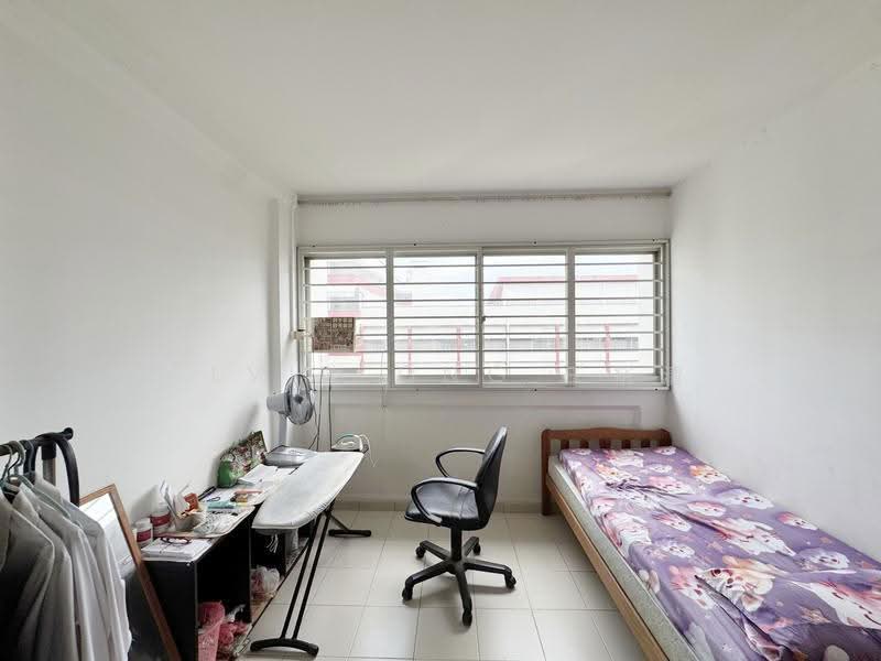 671 Hougang Avenue 8, 671 Hougang Avenue 8, Hougang / Punggol / Sengkang, 3 Bedrooms, 1,119 sqft, HDB Flat For Sale, by Alvin Ong 王裕清, 500246069 - Bedroom - PropertyGuru.com.sg
