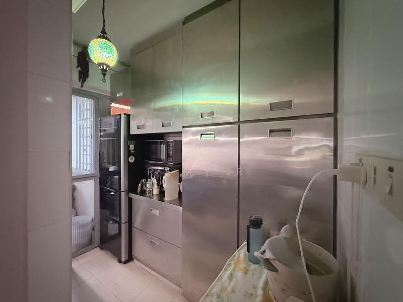 633A Punggol Drive, 633A Punggol Drive, Hougang / Punggol / Sengkang, 3 Bedrooms, 990 sqft, HDB Flat For Sale, by Remy R, 500246080 - Kitchen - PropertyGuru.com.sg