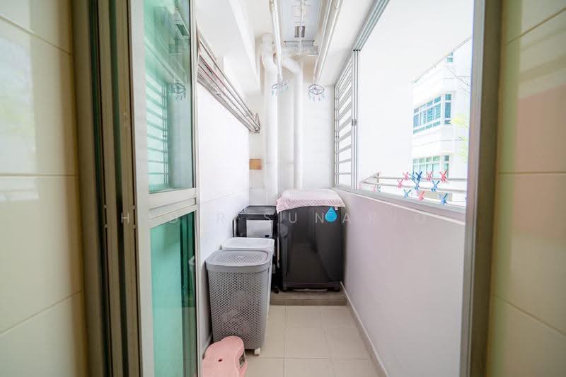 301C Punggol Central, 301C Punggol Central, Hougang / Punggol / Sengkang, 3 Bedrooms, 1,001 sqft, HDB Flat For Sale, by Hidir Sunario, 500246083 - Service Yard - PropertyGuru.com.sg