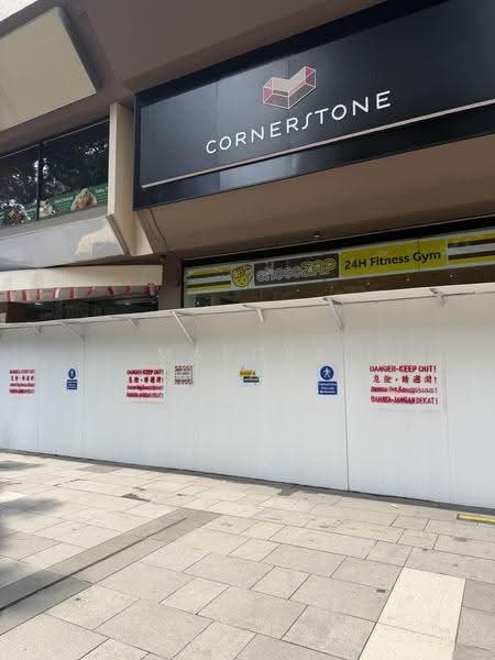 Orchard Towers, 400 Orchard Road, Orchard / River Valley, 2,350 sqft, Other Retail For Rent, by Marcus Tham, 500246110 - Exterior - CommercialGuru.com.sg