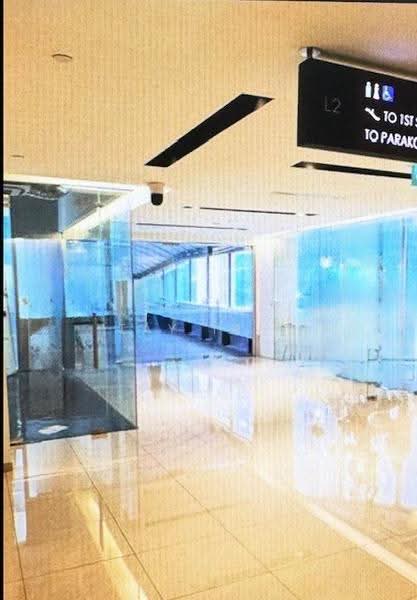Oxley Tower, 138 Robinson Road, Boat Quay / Raffles Place / Marina, 179 sqft, Other Retail For Rent, by Tay Iris, 500246111 - Corridor - CommercialGuru.com.sg