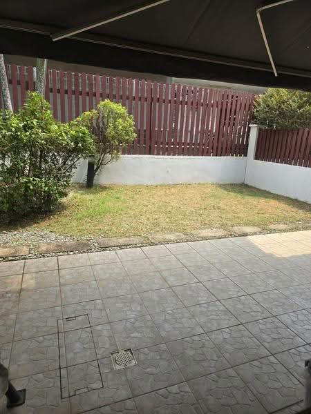 Saraca Place, Seletar / Yio Chu Kang, 3 Bedrooms, 3,000 sqft, Terraced House For Sale, by Cheraine Tan, 500246125 - Rear garden - PropertyGuru.com.sg