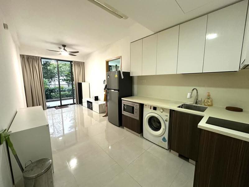 La Fiesta, 58 Sengkang Square, 1 Bedroom, 571 sqft, Condominium For Rent, by Kathy Nguyen, 500246158 - Kitchen - PropertyGuru.com.sg