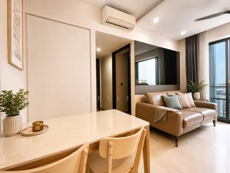 Botanique at Bartley, 233 Upper Paya Lebar Road, Hougang / Punggol / Sengkang, 2 Bedrooms, 657 sqft, Condominium For Sale, by Michelle Lee, 500246161 - Living Room - PropertyGuru.com.sg