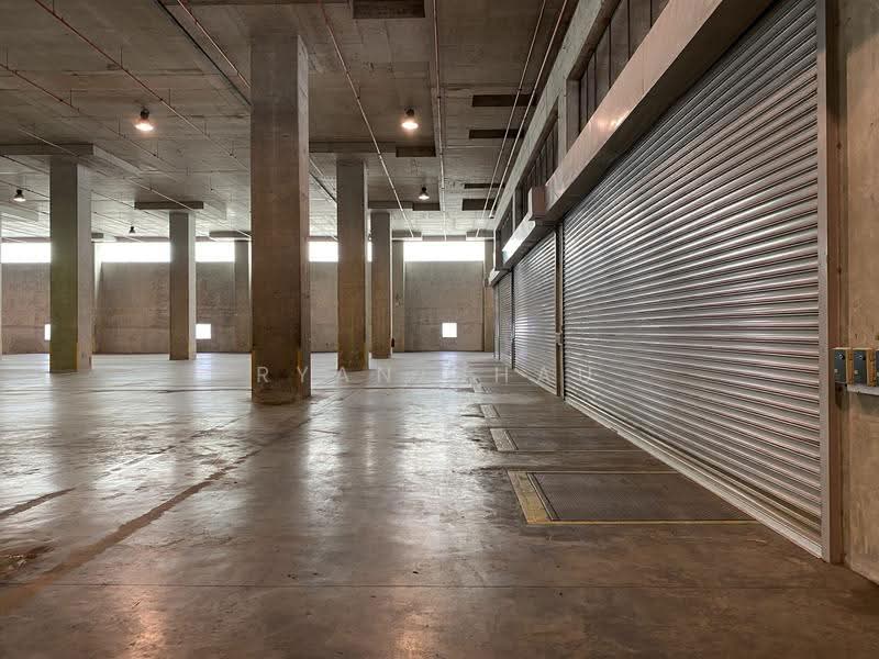 8m Clear | 8 Bays | Optional Concrete Yard @ Jurong, Boon Lay / Jurong / Tuas, 39,000 sqft, Warehouse For Rent, by Ryan Chau, 500246165 - Interior - CommercialGuru.com.sg