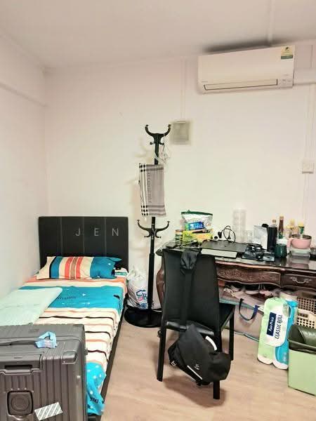 234 Jurong East Street 21, 234 Jurong East Street 21, Boon Lay / Jurong / Tuas, Room Rental, 108 sqft, HDB Flat For Rent, by Jenny Tan, 500246166 - Bedroom - PropertyGuru.com.sg