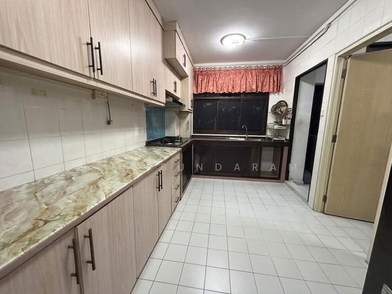 348 Kang Ching Road, 348 Kang Ching Road, Boon Lay / Jurong / Tuas, 3 Bedrooms, 1,302 sqft, HDB Flat For Sale, by S.M. SUNDARAM, 500246168 - Kitchen - PropertyGuru.com.sg