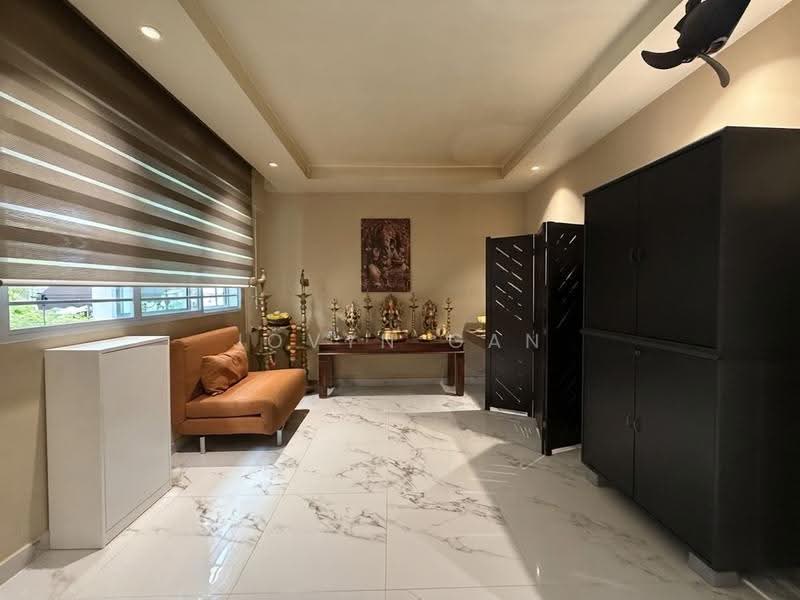 358 Yishun Ring Road, 358 Yishun Ring Road, 3 Bedrooms, 1,571 sqft, HDB Flat For Sale, by Jovyn Gan, 500246177 - Living Room - PropertyGuru.com.sg