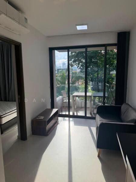 Liv on Wilkie, Wilkie Terrace, 2 Bedrooms, 527 sqft, Apartment For Sale, by Daniel Chua, 500246181 - Living Room - PropertyGuru.com.sg