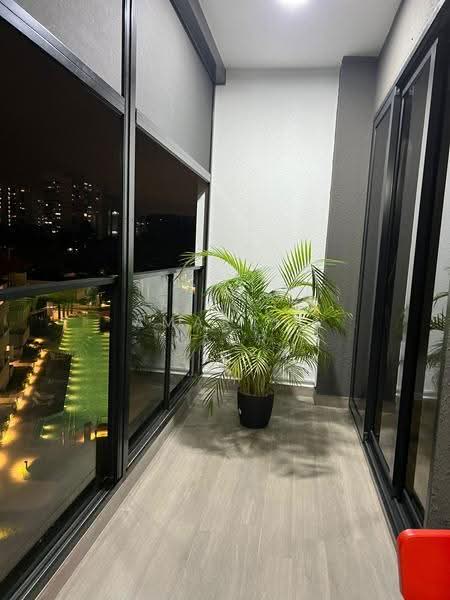 Avenue South Residence, 13 Silat Avenue, Alexandra / Commonwealth, 4 Bedrooms, 1,496 sqft, Condominium For Sale, by Amarjit Kaur, 500246193 - Balcony - PropertyGuru.com.sg
