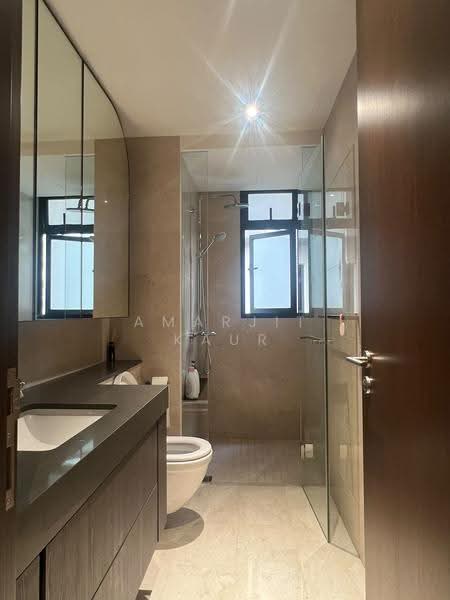 Avenue South Residence, 13 Silat Avenue, Alexandra / Commonwealth, 4 Bedrooms, 1,496 sqft, Condominium For Sale, by Amarjit Kaur, 500246193 - Bathroom - PropertyGuru.com.sg