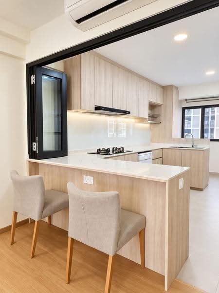 533 Upper Cross Street, 533 Upper Cross Street, Boat Quay / Raffles Place / Marina, 2 Bedrooms, 646 sqft, HDB Flat For Sale, by Joyce Tan, 500246194 - PropertyGuru.com.sg