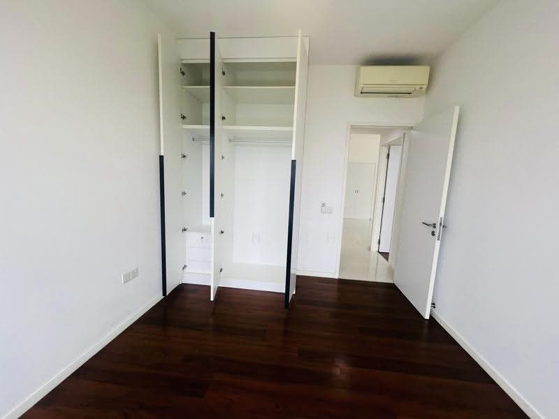 The Interlace, 204 Depot Road, Harbourfront / Telok Blangah, 2 Bedrooms, 1,055 sqft, Condominium For Rent, by Robin Chan, 500246195 - Bedroom - PropertyGuru.com.sg