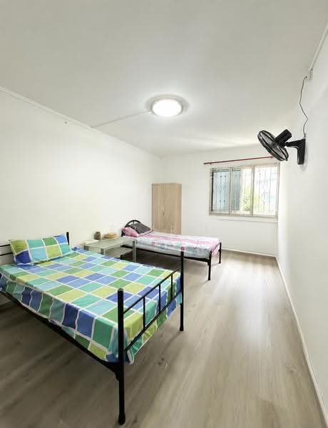 293 Tampines Street 22, 293 Tampines Street 22, 3 Bedrooms, 1,119 sqft, HDB Flat For Sale, by Sharil Satar, 500246198 - Bedroom - PropertyGuru.com.sg