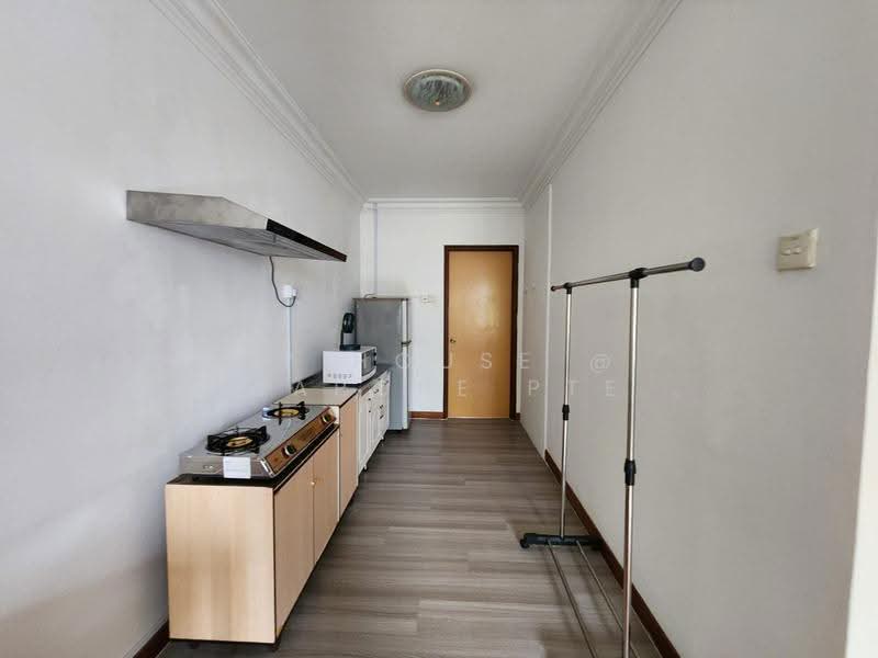 61 toh tuck rd (Beauty world mrt), Toh Tuck rd, Clementi Park / Upper Bukit Timah, Room Rental, 455 sqft, Terraced House For Rent, by Xiao Dong, 500246199 - Kitchen - PropertyGuru.com.sg