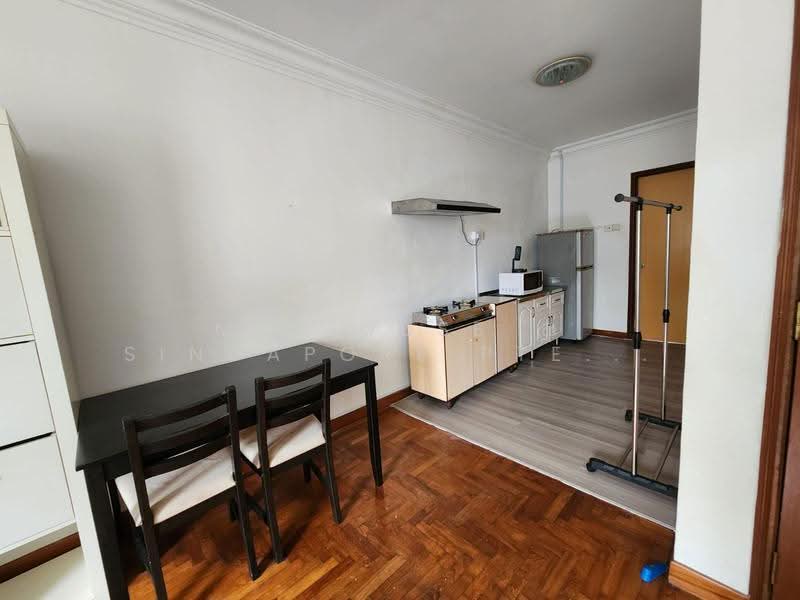 61 toh tuck rd (Beauty world mrt), Toh Tuck rd, Clementi Park / Upper Bukit Timah, Room Rental, 455 sqft, Terraced House For Rent, by Xiao Dong, 500246199 - Kitchen - PropertyGuru.com.sg