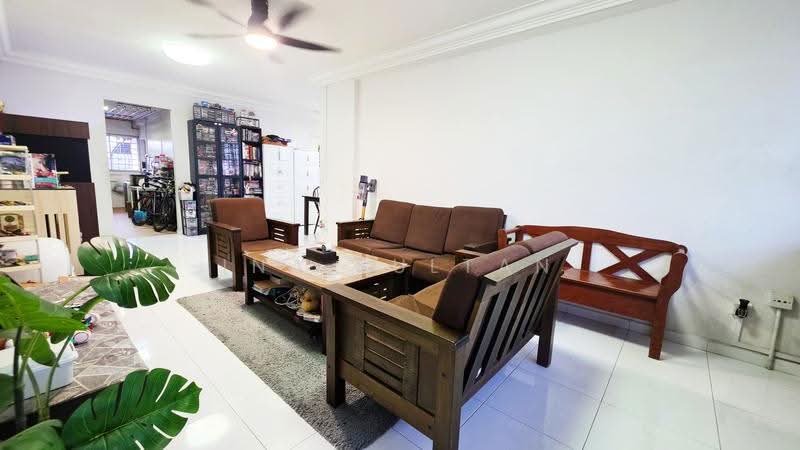 287 Yishun Avenue 6, 287 Yishun Avenue 6, Sembawang / Yishun, 3 Bedrooms, 1,130 sqft, HDB Flat For Sale, by Ina Sultan, 500246202 - Living Room - PropertyGuru.com.sg