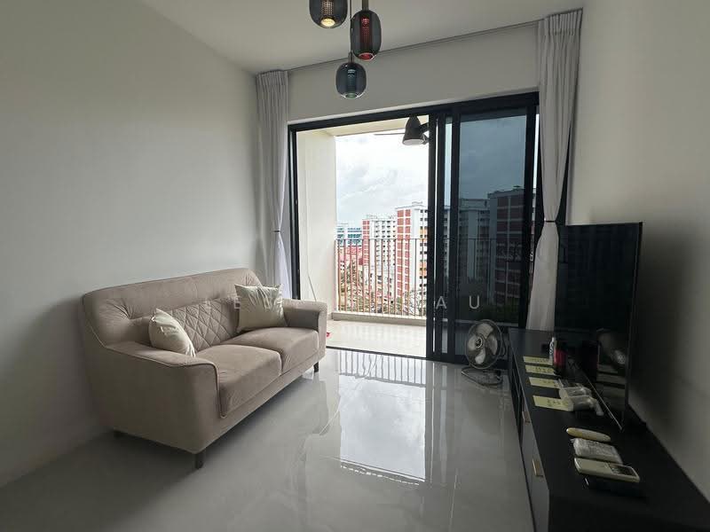 Riverfront Residences, 45 Hougang Avenue 7, Hougang / Punggol / Sengkang, 1 Bedroom, 517 sqft, Condominium For Sale, by Leslie Lau, 500246205 - Living Room - PropertyGuru.com.sg