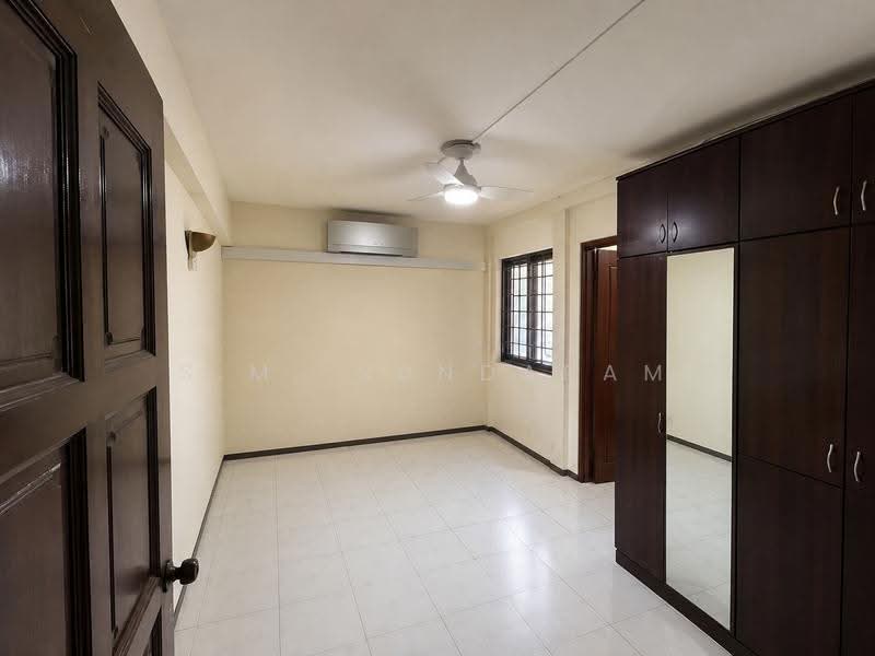 244 Bukit Batok East Avenue 5, 244 Bukit Batok East Avenue 5, Dairy Farm / Bukit Panjang / Choa Chu Kang, 2 Bedrooms, 743 sqft, HDB Flat For Sale, by S.M. SUNDARAM, 500246214 - Bedroom - PropertyGuru.com.sg