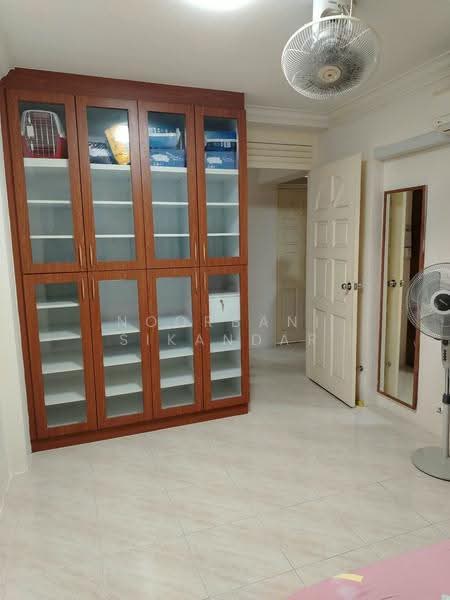 460 Tampines Street 42, 460 Tampines Street 42, Pasir Ris / Tampines, Room Rental, 200 sqft, HDB Flat For Rent, by Noorbani Sikandar, 500246219 - Interior - PropertyGuru.com.sg