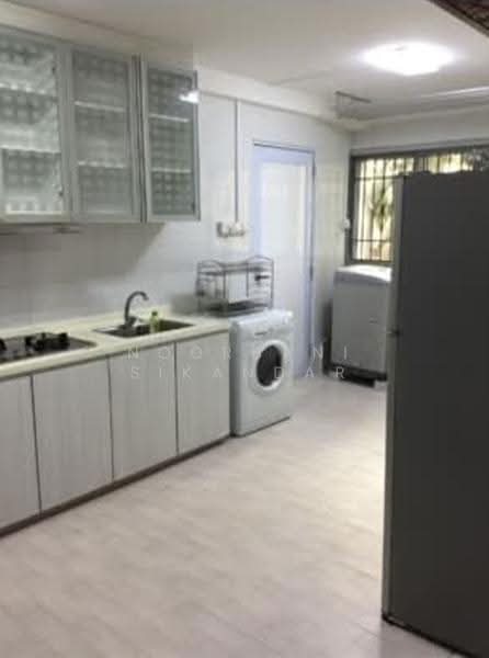 460 Tampines Street 42, 460 Tampines Street 42, Pasir Ris / Tampines, Room Rental, 200 sqft, HDB Flat For Rent, by Noorbani Sikandar, 500246219 - Kitchen - PropertyGuru.com.sg