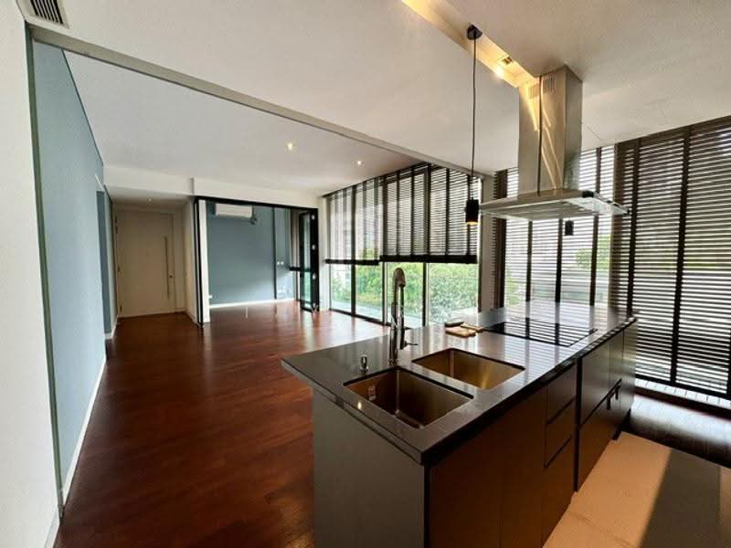 Three Three Robin, 33 Robin Road, Tanglin / Holland / Bukit Timah, 3 Bedrooms, 1,367 sqft, Apartment For Rent, by Tay Iris, 500246226 - Kitchen - PropertyGuru.com.sg