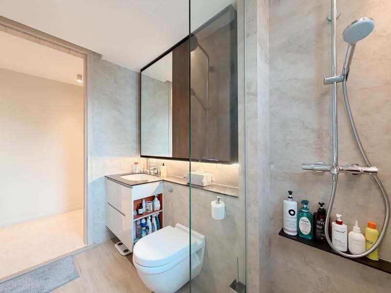 The Tre Ver, 60 Potong Pasir Avenue 1, Macpherson / Potong Pasir, 2 Bedrooms, 646 sqft, Condominium For Sale, by Alexis Quek, 500246229 - Bathroom - PropertyGuru.com.sg