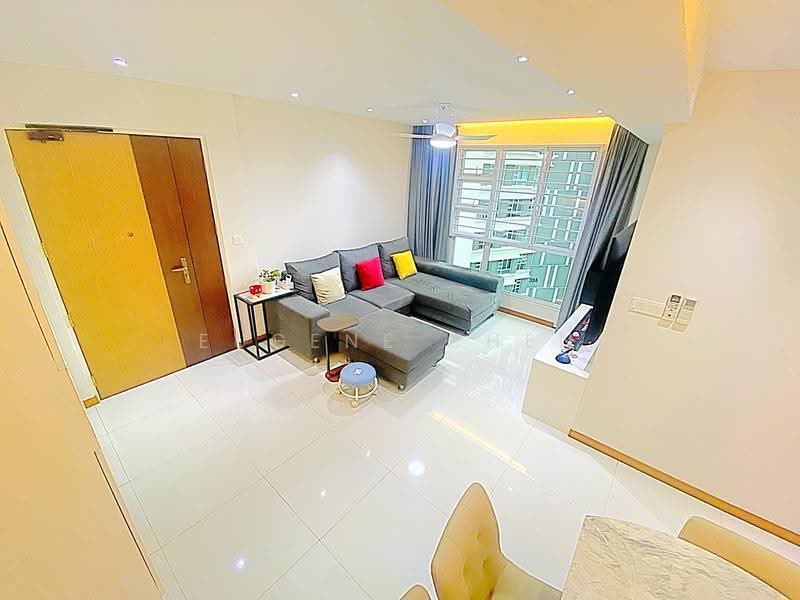 40A Margaret Drive, 40A Margaret Drive, 3 Bedrooms, 947 sqft, HDB Flat For Sale, by Eugene Chen, 500246241 - Living Room - PropertyGuru.com.sg