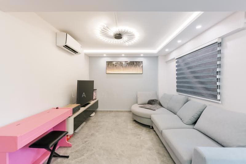 5 Telok Blangah Crescent, 5 Telok Blangah Crescent, 5 Bedrooms, 1,571 sqft, HDB Flat For Sale, by Elaine Wong, 500246247 - Living Room - PropertyGuru.com.sg
