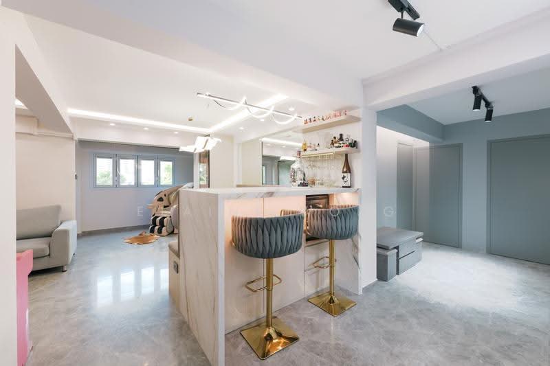 5 Telok Blangah Crescent, 5 Telok Blangah Crescent, 5 Bedrooms, 1,571 sqft, HDB Flat For Sale, by Elaine Wong, 500246247 - Living Room - PropertyGuru.com.sg