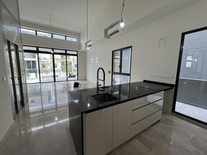 Belgravia Ace, Belgravia Drive, Seletar / Yio Chu Kang, 5 Bedrooms, 3,929 sqft, Semi-Detached House For Sale, by Matthew Leo, 500246248 - Kitchen - PropertyGuru.com.sg