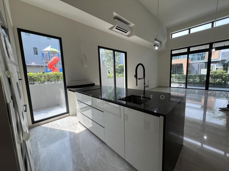 Belgravia Ace, Belgravia Drive, Seletar / Yio Chu Kang, 5 Bedrooms, 3,929 sqft, Semi-Detached House For Sale, by Matthew Leo, 500246248 - Kitchen - PropertyGuru.com.sg