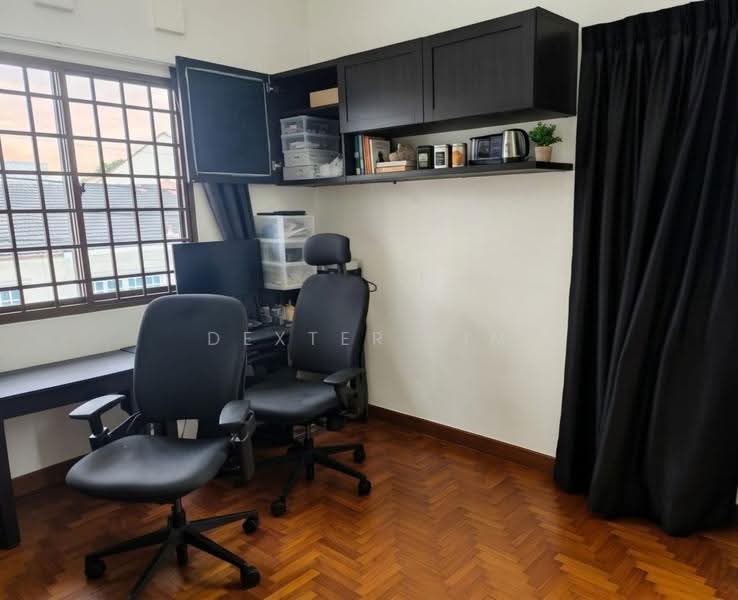 4 Bedroom Whole Unit for Rent in Siglap, Near MRT, East Coast / Marine Parade, 4 Bedrooms, 2,000 sqft, Semi-Detached House For Rent, by Dexter Lim, 500246249 - Study - PropertyGuru.com.sg