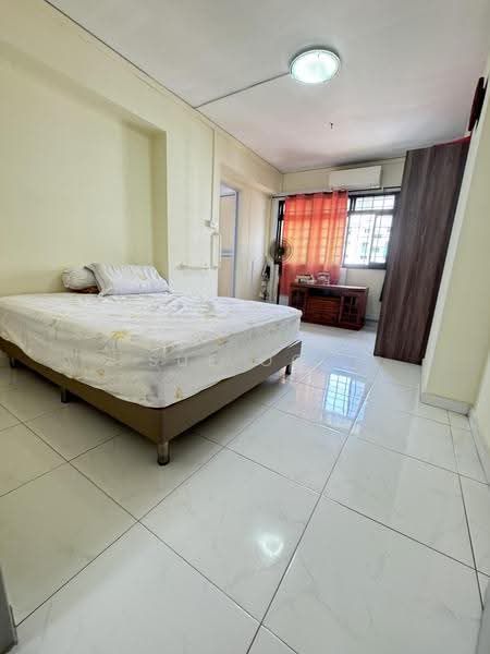 899A Woodlands Drive 50, 899A Woodlands Drive 50, Room Rental, 120 sqft, HDB Flat For Rent, by Sue Ooi, 500246257 - Bedroom - PropertyGuru.com.sg
