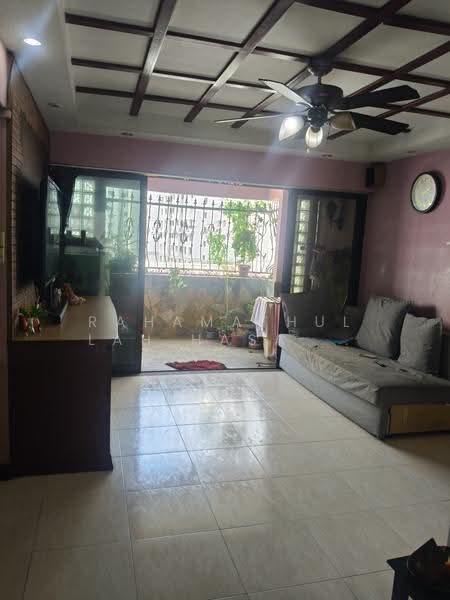 665B Jurong West Street 64, 665B Jurong West Street 64, Boon Lay / Jurong / Tuas, 4 Bedrooms, 1,399 sqft, HDB Flat For Sale, by Rahamathullah Hasan Ali Akbar, 500246262 - Living Room - PropertyGuru.com.sg