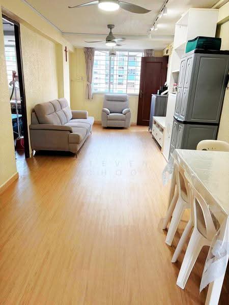 108 Serangoon North Avenue 1, 108 Serangoon North Avenue 1, Hougang / Punggol / Sengkang, Room Rental, 120 sqft, HDB Flat For Rent, by Steven Choo, 500246296 - Living Room - PropertyGuru.com.sg