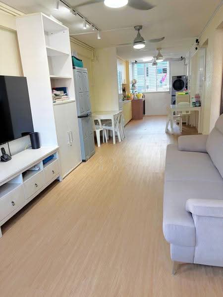 108 Serangoon North Avenue 1, 108 Serangoon North Avenue 1, Hougang / Punggol / Sengkang, Room Rental, 120 sqft, HDB Flat For Rent, by Steven Choo, 500246296 - Living Room - PropertyGuru.com.sg
